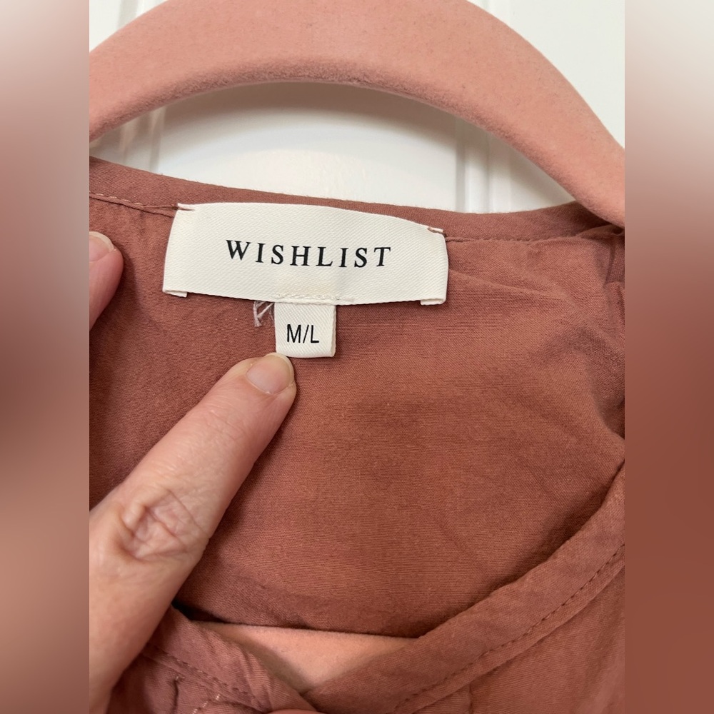 WISHLIST quilted puffy cropped jacket. 100%
Cotton fully lined Size M/L ADORABLE - Picture 3 of 10
